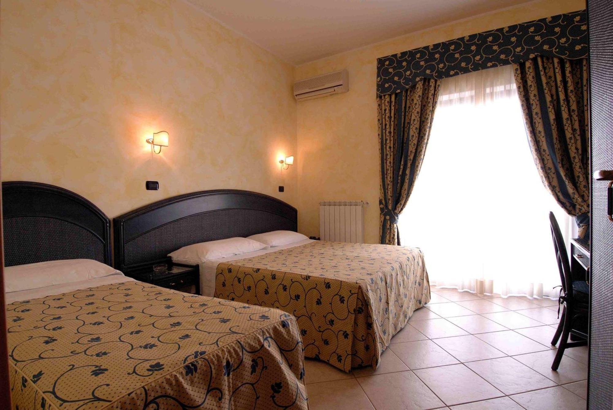 Hotel L'Approdo Anzio Eksteriør bilde