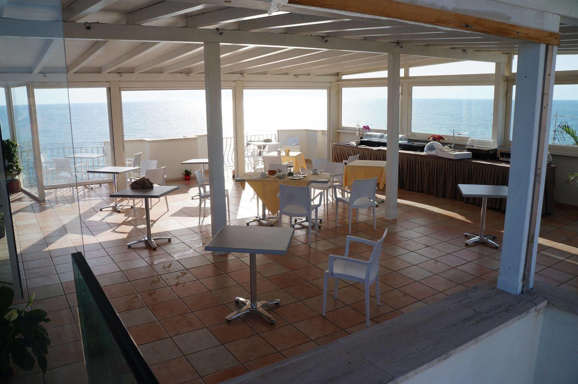 Hotel L'Approdo Anzio Eksteriør bilde